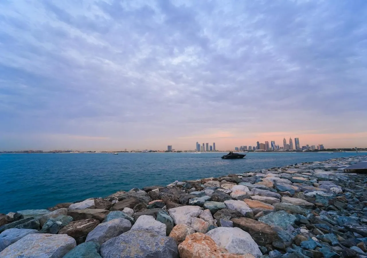 Retreat By Voye Homes Inside Anantara With Resort Access & Private Beach In Palm Jumeirah Dubai Apartment