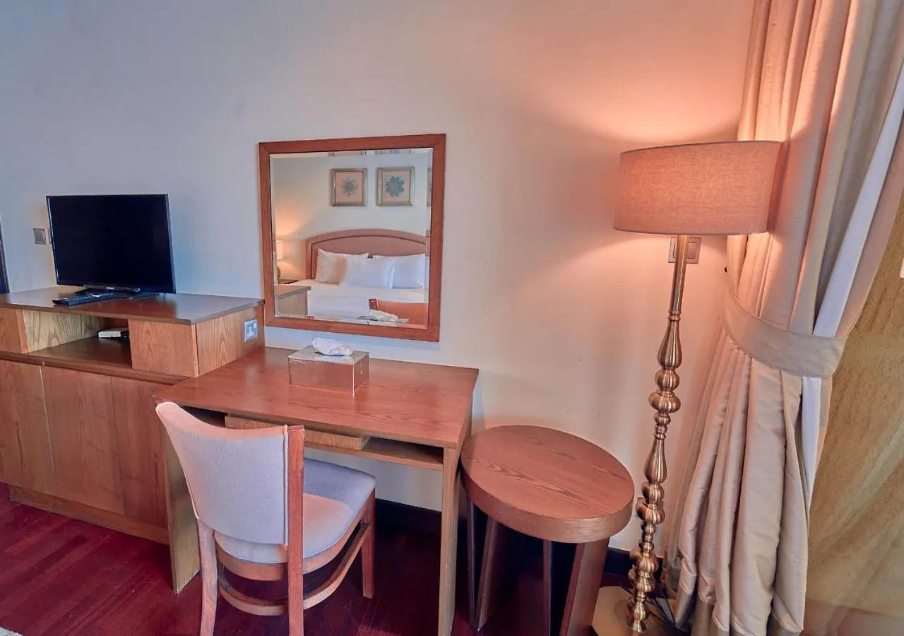 Apartment Retreat By Voye Homes Inside Anantara With Resort Access & Private Beach In Palm Jumeirah Dubai